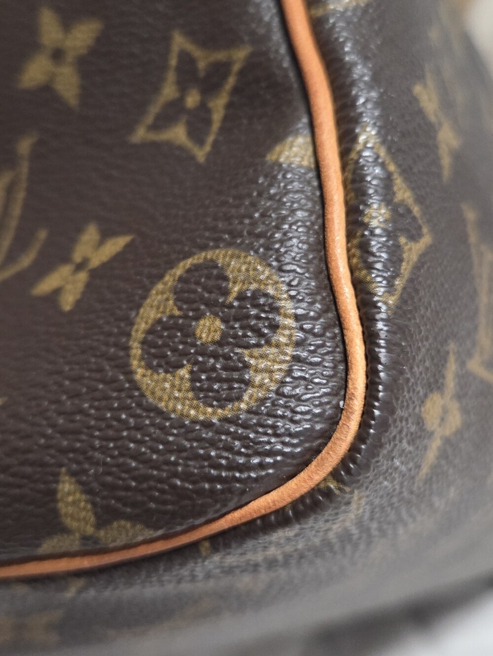SOLD-Louis Vuitton Speedy 40 - Picture 8 of 16